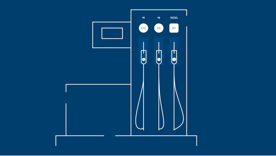 Illustrasjon av drivstoffpumper med blå bakgrunn