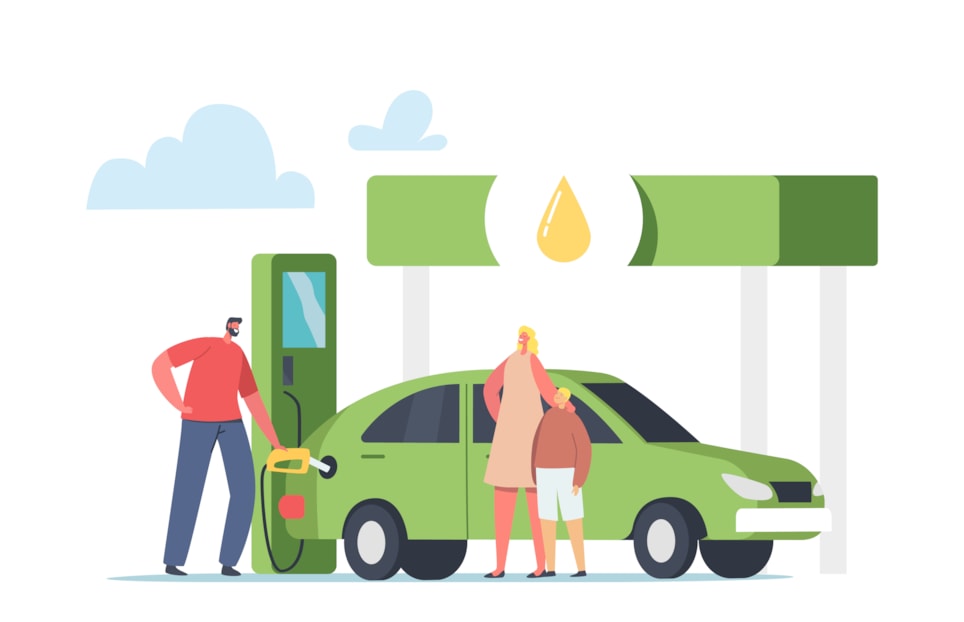Illustrasjon av en familie som fyller drivstoff på bil ved en energistasjon